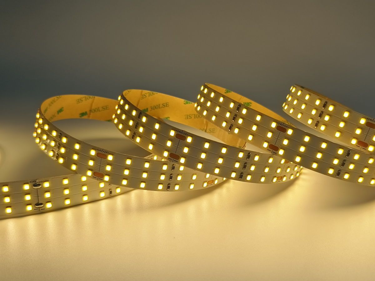 145lm/W LED 灯带
